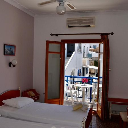 Minoa Hotel Naoussa Esterno foto
