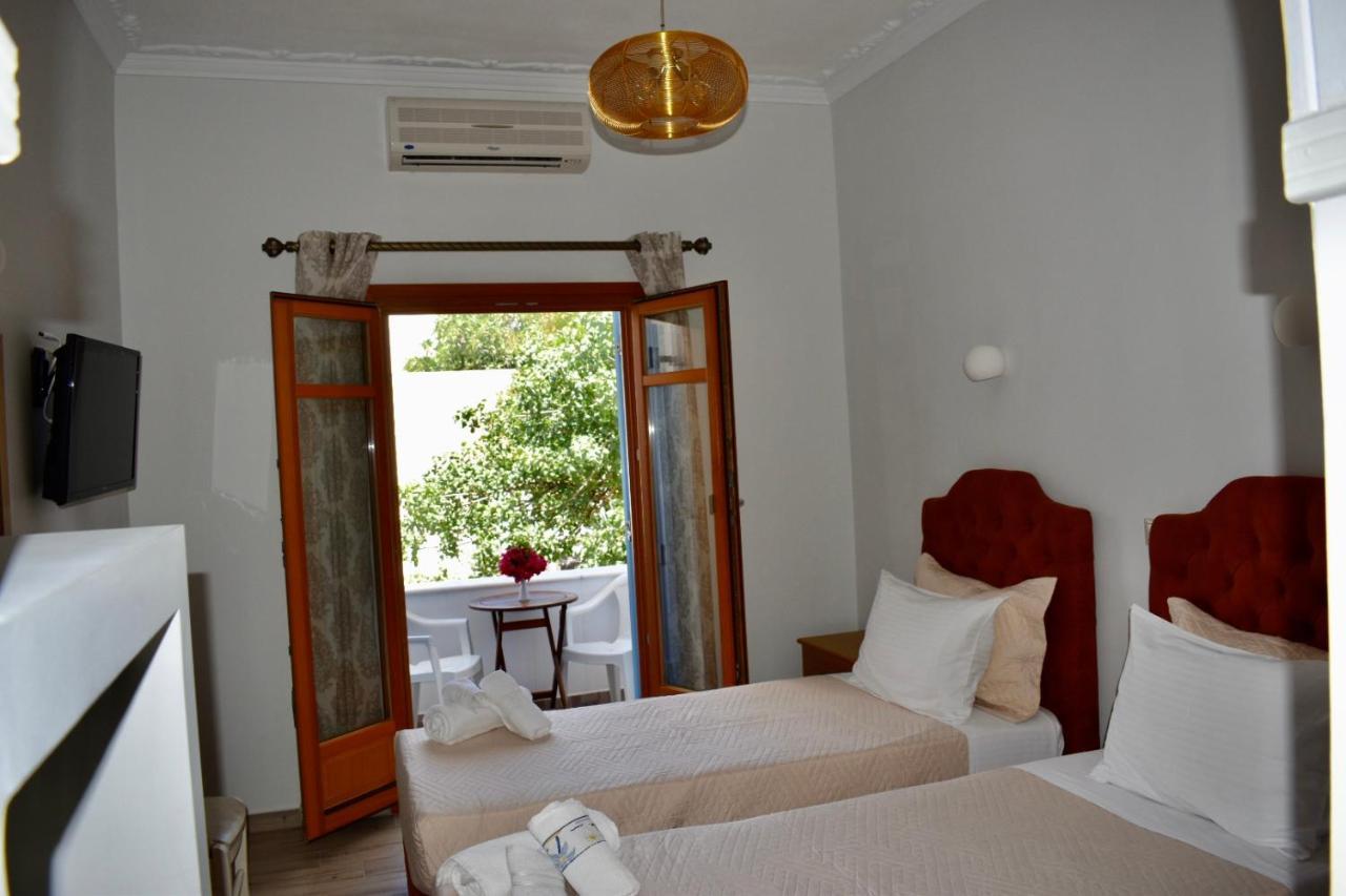 Minoa Hotel Naoussa Esterno foto