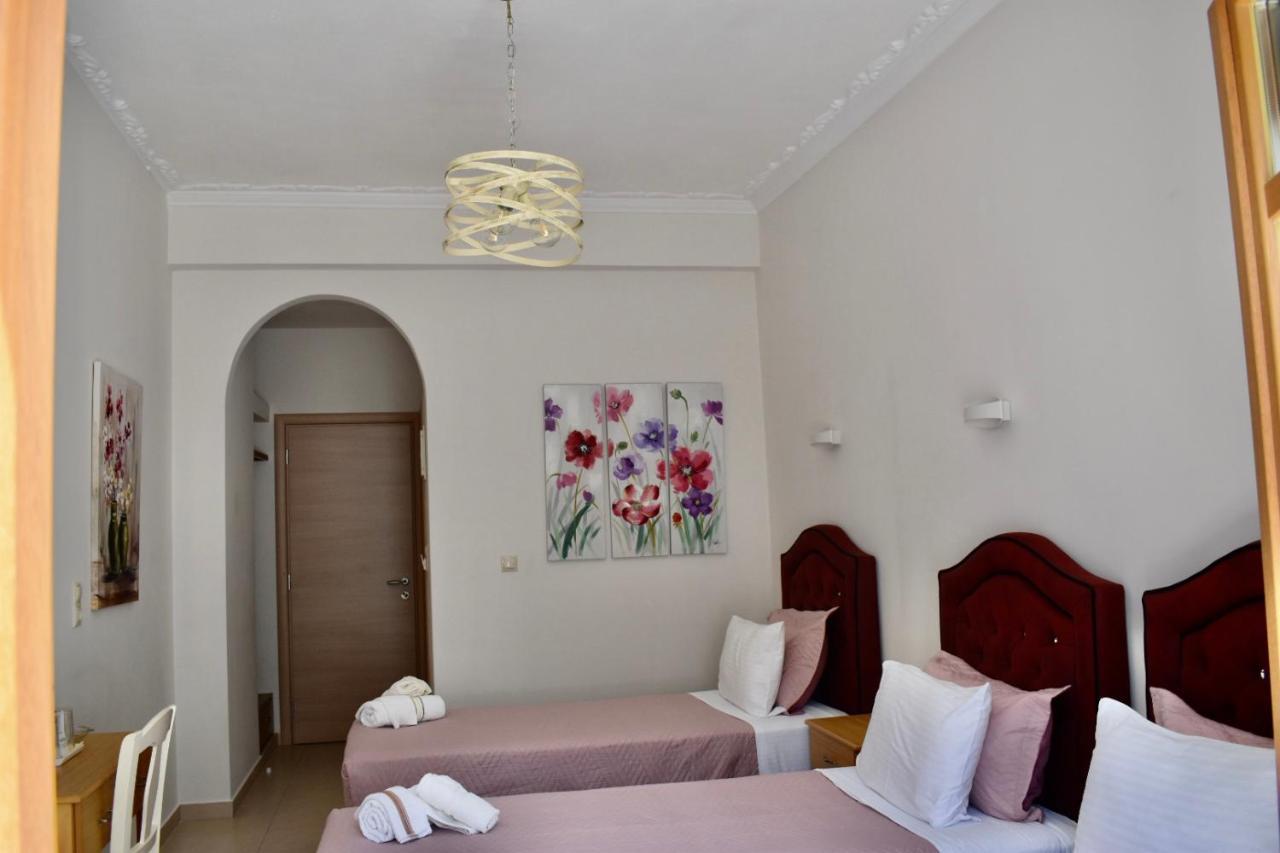 Minoa Hotel Naoussa Esterno foto