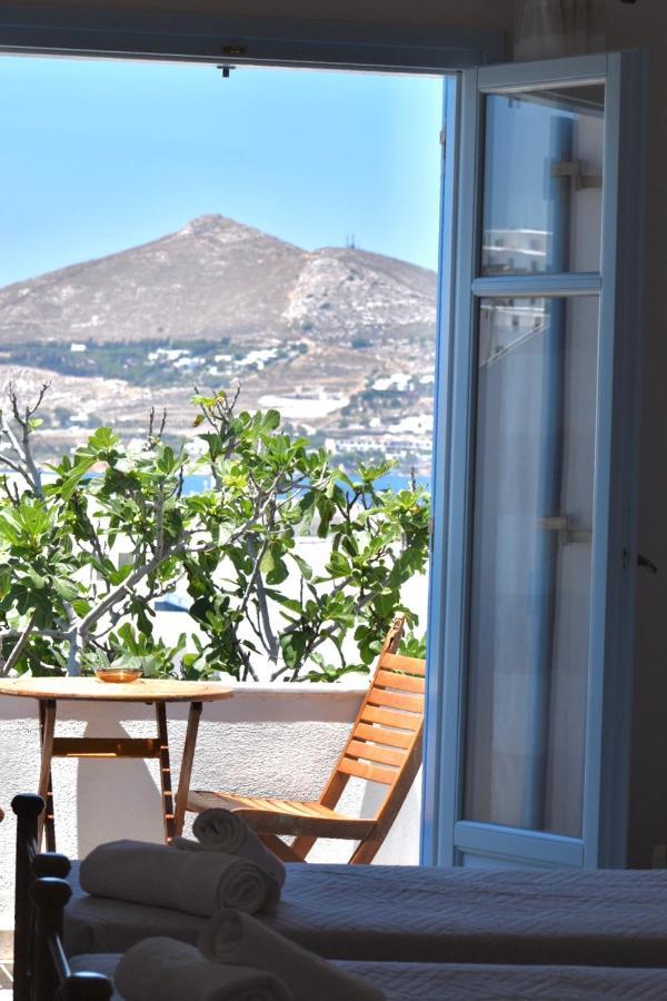 Minoa Hotel Naoussa Esterno foto
