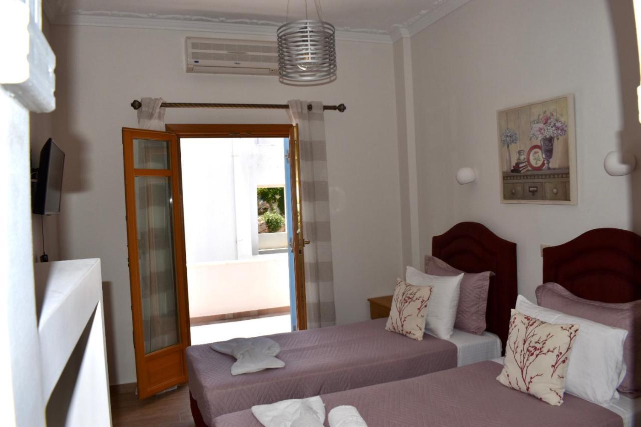 Minoa Hotel Naoussa Esterno foto