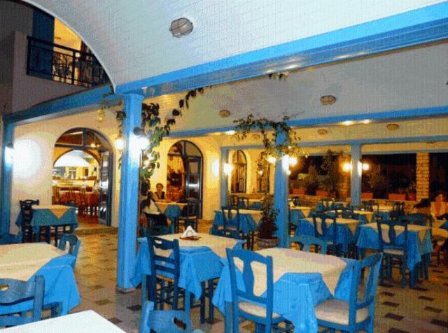 Minoa Hotel Naoussa Esterno foto