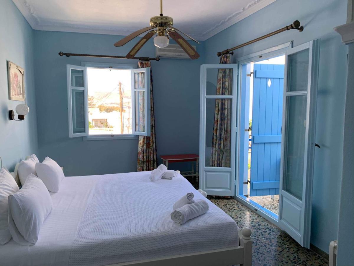 Minoa Hotel Naoussa Esterno foto
