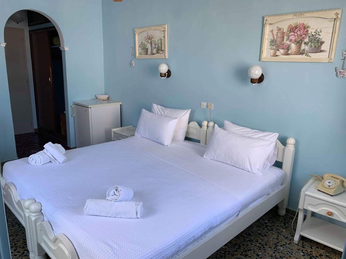Minoa Hotel Naoussa Esterno foto